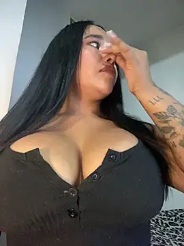 mis-violetha online show from May 7, 2026, 1:22 am