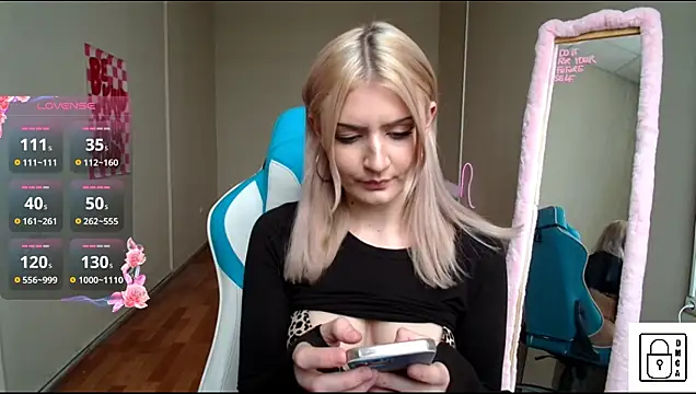 LizzyCumm online show from February 16, 2026, 11:17 am