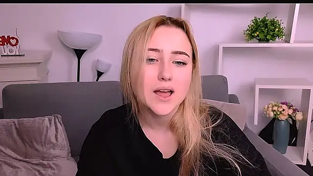 Lulu   Moon online show from March 1, 2026, 10:01 pm