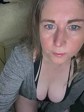 Snapshot of foxy-Chantelle chatting on November 8, 2025, 6:18 pm foxy-Chantelle online show from November 8, 2025, 6:18 pm