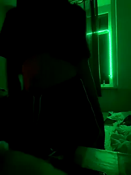 malodiaejsj online show from October 10, 2025, 7:13 pm