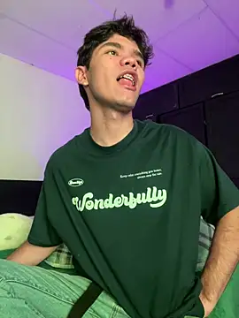 Im Camii online show from February 8, 2026, 10:13 pm