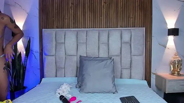 Sassha ferrer online show from March 19, 2026, 3:05 pm