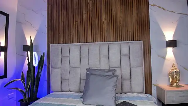 Sassha ferrer online show from March 23, 2026, 6:12 pm