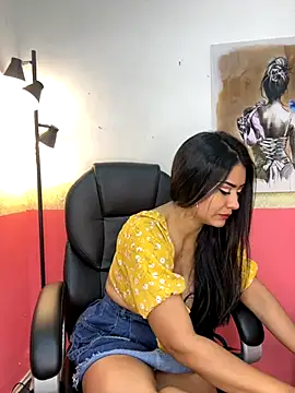 Snapshot of _Isabella_1 chatting on October 11, 2025, 4:22 am Isabella 1 online show from October 11, 2025, 4:22 am
