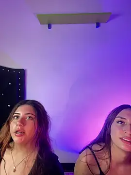 Leah moon1 online show from March 16, 2026, 5:44 am