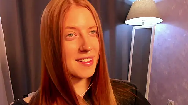 Snapshot of enarskaya chatting on October 18, 2025, 8:42 pm enarskaya online show from October 18, 2025, 8:42 pm