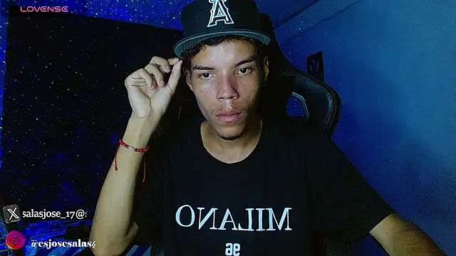 jhojan foxxx  online show from December 19, 2025, 5:36 am