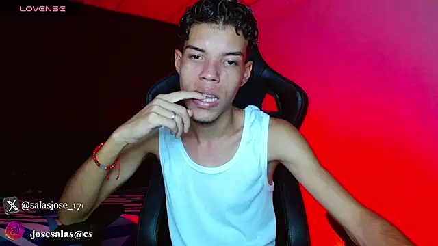 jhojan foxxx  online show from February 11, 2026, 5:34 am