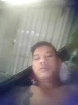 Snapshot of Dothanhthuan555 chatting on December 15, 2025, 4:06 am Dothanhthuan555 online show from December 15, 2025, 4:06 am