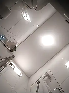 Guilhermekovaliosky online show from December 20, 2025, 4:58 pm