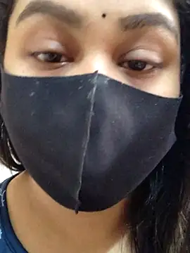 Tanha18 online show from October 16, 2025, 8:26 am