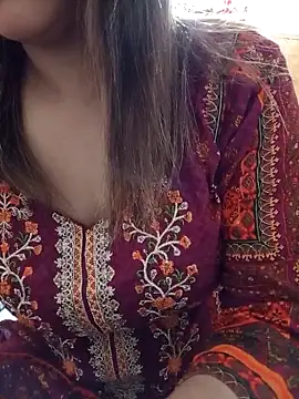 Tanha18 online show from June 19, 2026, 3:55 am
