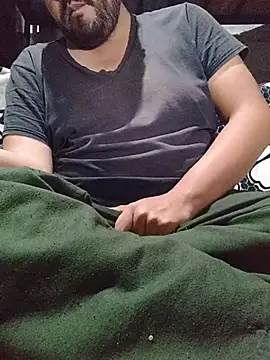 axel-spr online show from November 13, 2025, 4:33 am