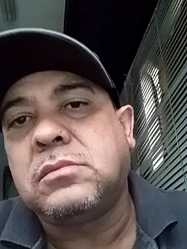 valboy08 online show from February 1, 2026, 10:25 am