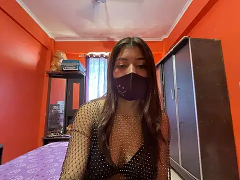 Snapshot of HOT_HONEY10 chatting on April 8, 2026, 4:23 am HOT HONEY10 online show from April 8, 2026, 4:23 am