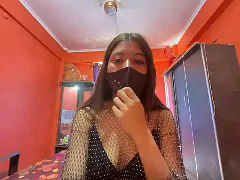 Snapshot of HOT_HONEY10 chatting on April 23, 2026, 4:24 am HOT HONEY10 online show from April 23, 2026, 4:24 am