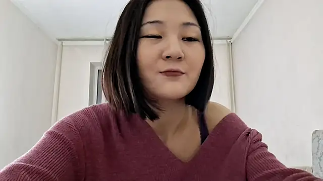 Lyndasilk online show from March 3, 2026, 2:23 pm