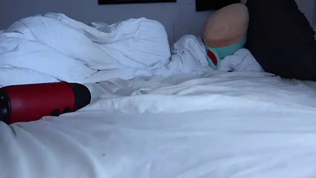 Snapshot of BellaBlueBBW chatting on January 28, 2025, 5:46 pm BellaBlueBBW online show from January 28, 2025, 5:46 pm