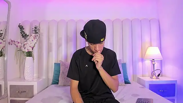 GaelCarter online show from November 30, 2025, 5:33 am