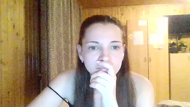Snapshot of AmeliieLaFleur chatting on April 16, 2026, 6:30 pm AmeliieLaFleur online show from April 16, 2026, 6:30 pm
