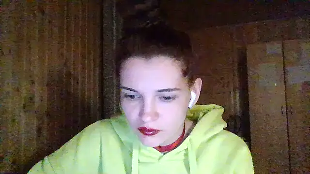 Snapshot of AmeliieLaFleur chatting on May 8, 2026, 8:03 pm AmeliieLaFleur online show from May 8, 2026, 8:03 pm