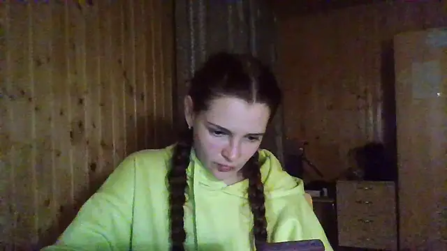 Snapshot of AmeliieLaFleur chatting on May 9, 2026, 6:57 pm AmeliieLaFleur online show from May 9, 2026, 6:57 pm