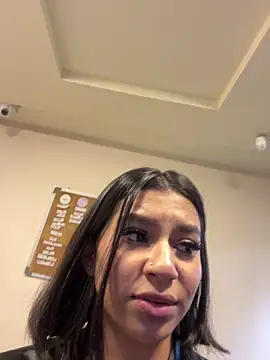 AlyssaRay online show from April 30, 2026, 8:57 pm