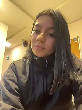 Snapshot of AlyssaRay chatting on June 20, 2026, 12:41 pm AlyssaRay online show from June 20, 2026, 12:41 pm