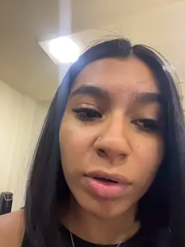 Snapshot of AlyssaRay chatting on June 22, 2026, 3:20 pm AlyssaRay online show from June 22, 2026, 3:20 pm
