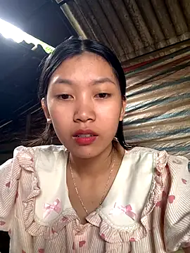 linh-lan1 online show from November 17, 2025, 5:57 am