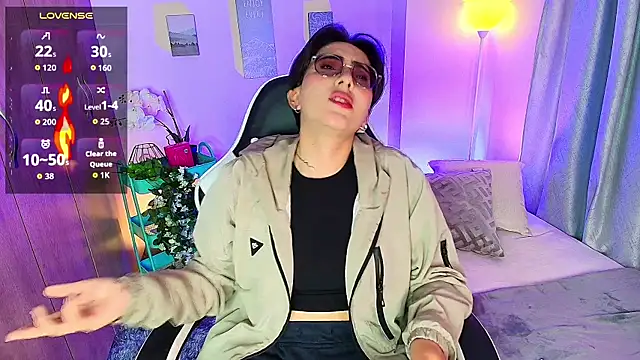 Alex carter online show from December 17, 2025, 10:16 pm