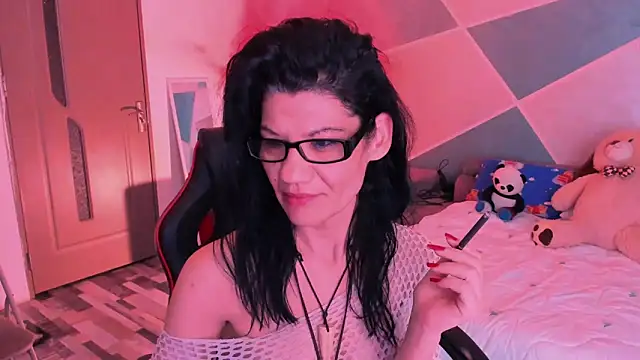 SweetSin40 online show from May 3, 2026, 8:26 pm