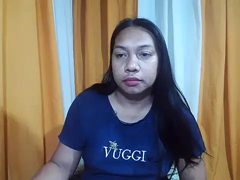 ellah morenax online show from June 13, 2026, 6:33 am