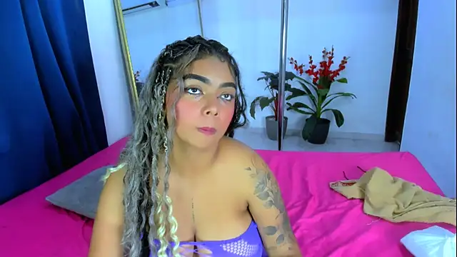 amber love03 online show from December 17, 2025, 9:15 am