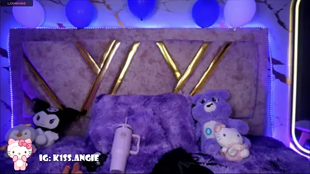 Snapshot of angie_boo_ chatting on October 23, 2025, 1:05 am angie boo online show from October 23, 2025, 1:05 am