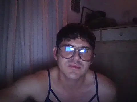 Dariusbi online show from November 15, 2025, 3:04 am