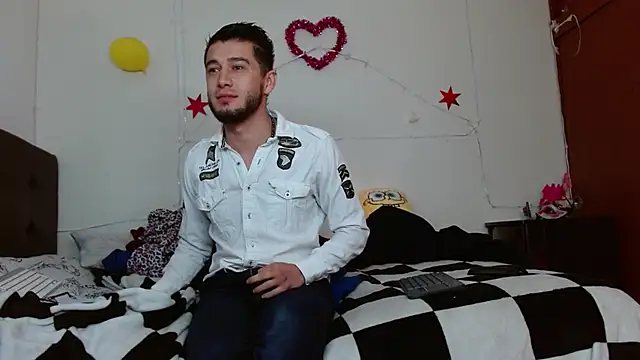 picante70  online show from November 10, 2025, 10:47 am