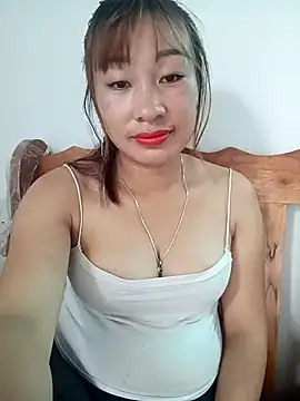 Snapshot of Linh_sexyy chatting on June 28, 2026, 1:44 am Linh sexyy online show from June 28, 2026, 1:44 am