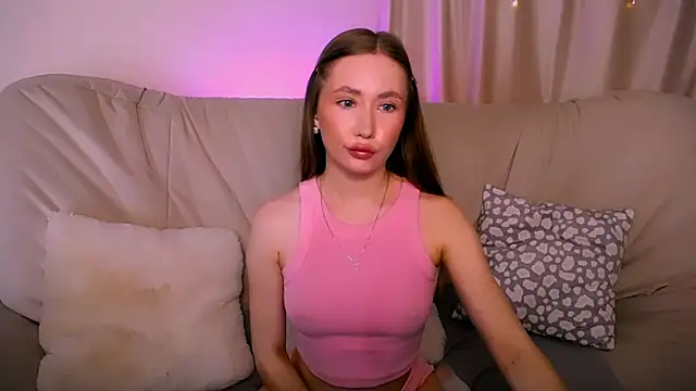 Snapshot of EllyColins chatting on April 14, 2026, 3:12 am EllyColins online show from April 14, 2026, 3:12 am