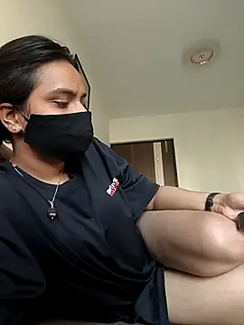 radhika4445 online show from March 20, 2026, 11:37 am