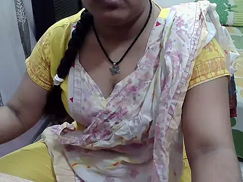 SexyRani2000 online show from October 21, 2025, 3:02 pm