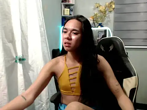 miatrixs online show from November 14, 2025, 5:33 pm