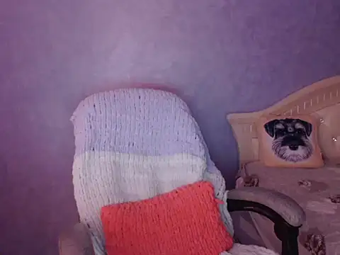 LuckyLisa23 online show from January 18, 2026, 4:22 pm