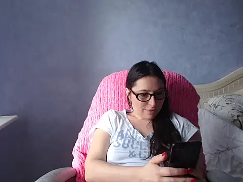 LuckyLisa23 online show from June 9, 2026, 11:55 am