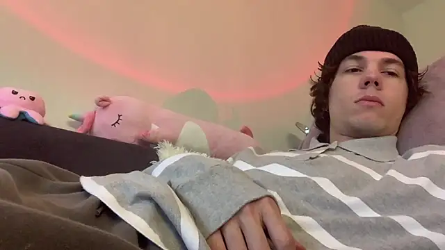 Jeremy1Scott online show from June 20, 2026, 4:37 am