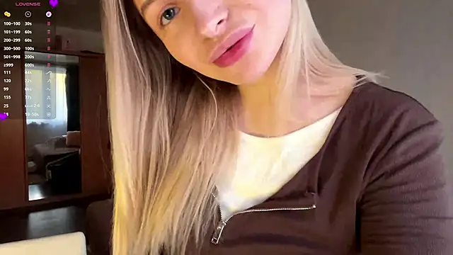 VictoriaMystery online show from December 19, 2025, 1:40 pm