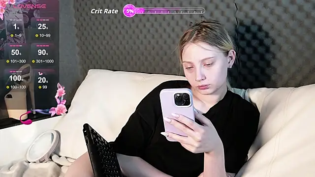 Fluffy Cloude online show from May 6, 2026, 6:30 am