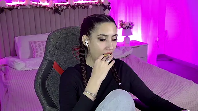 RebeckaThornton online show from January 17, 2026, 9:58 am