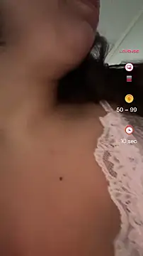 Snapshot of mamimamacitaaa chatting on March 2, 2026, 9:49 am mamimamacitaaa online show from March 2, 2026, 9:49 am